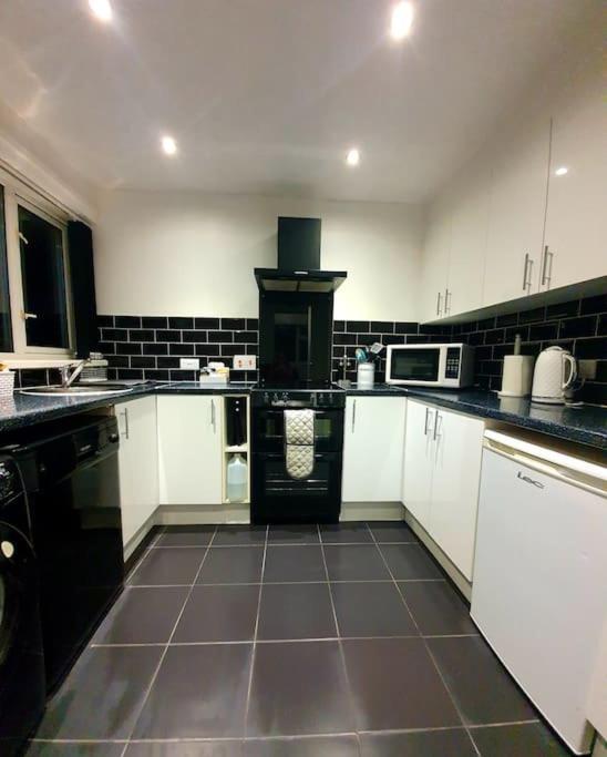 Villa Seaview Self Catering-Fleetview Weymouth Esterno foto