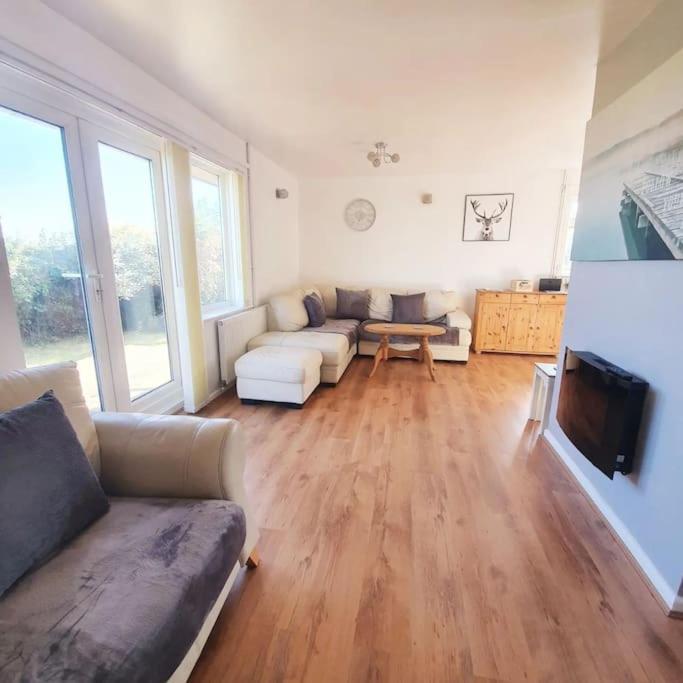 Villa Seaview Self Catering-Fleetview Weymouth Esterno foto